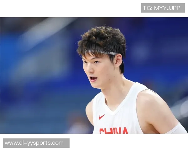 赵泰隆的篮球之路:从青涩少年到职业巨星的成长历程与心路历程